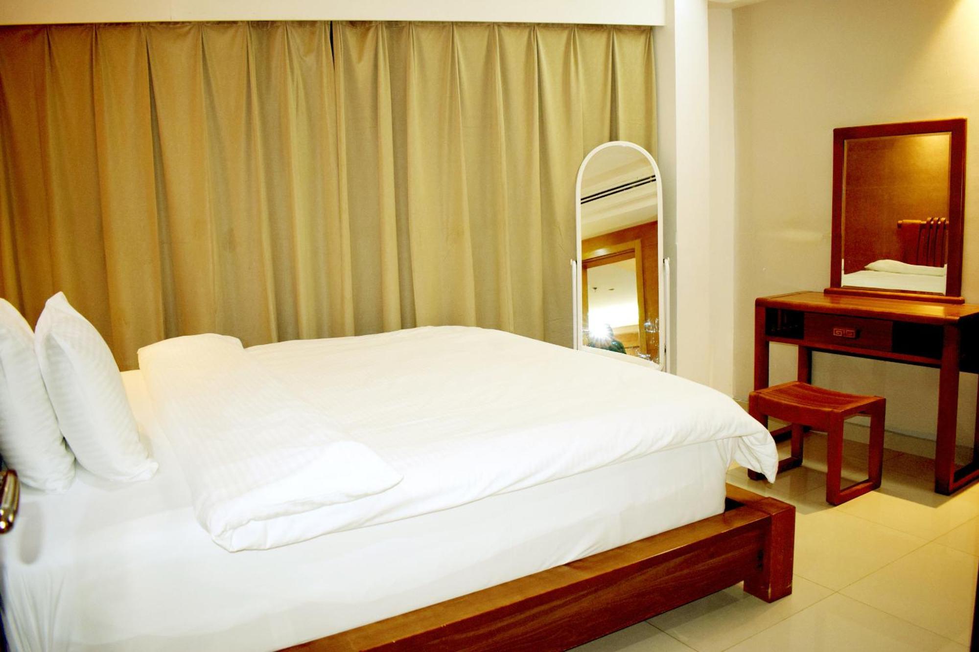 ยารา สวีท Hotel บูเรดาห์ ภายนอก รูปภาพ