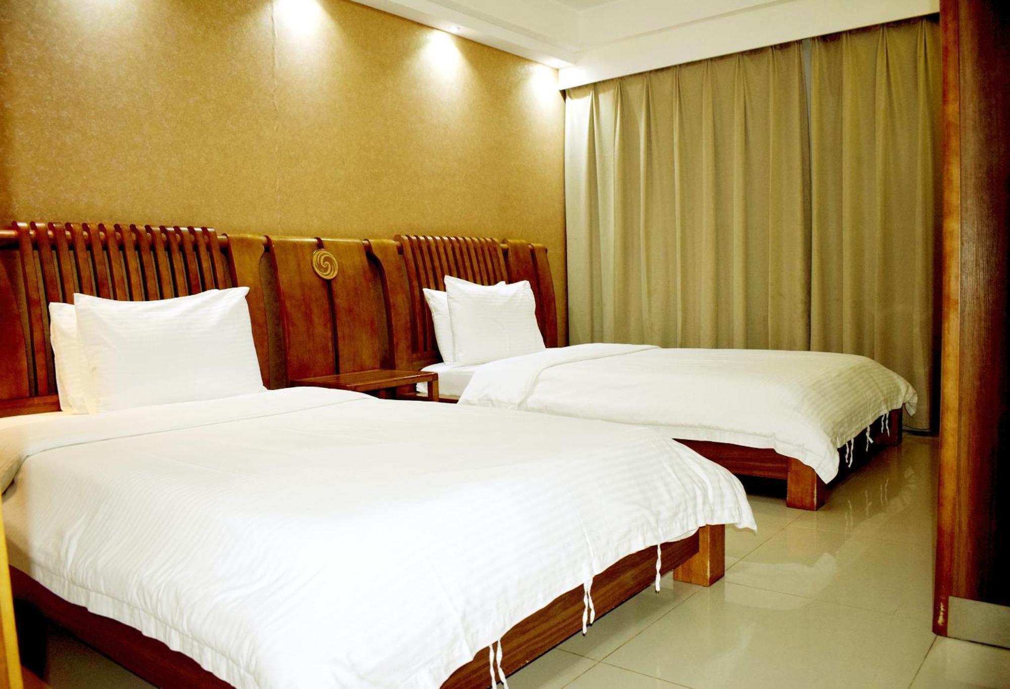 ยารา สวีท Hotel บูเรดาห์ ภายนอก รูปภาพ